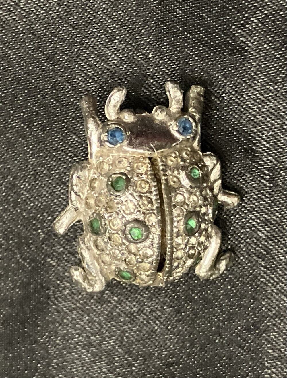 Vintage Coro Perfuming Beetle Scarab Brooch Silvertone Blue Green Rhinestone
